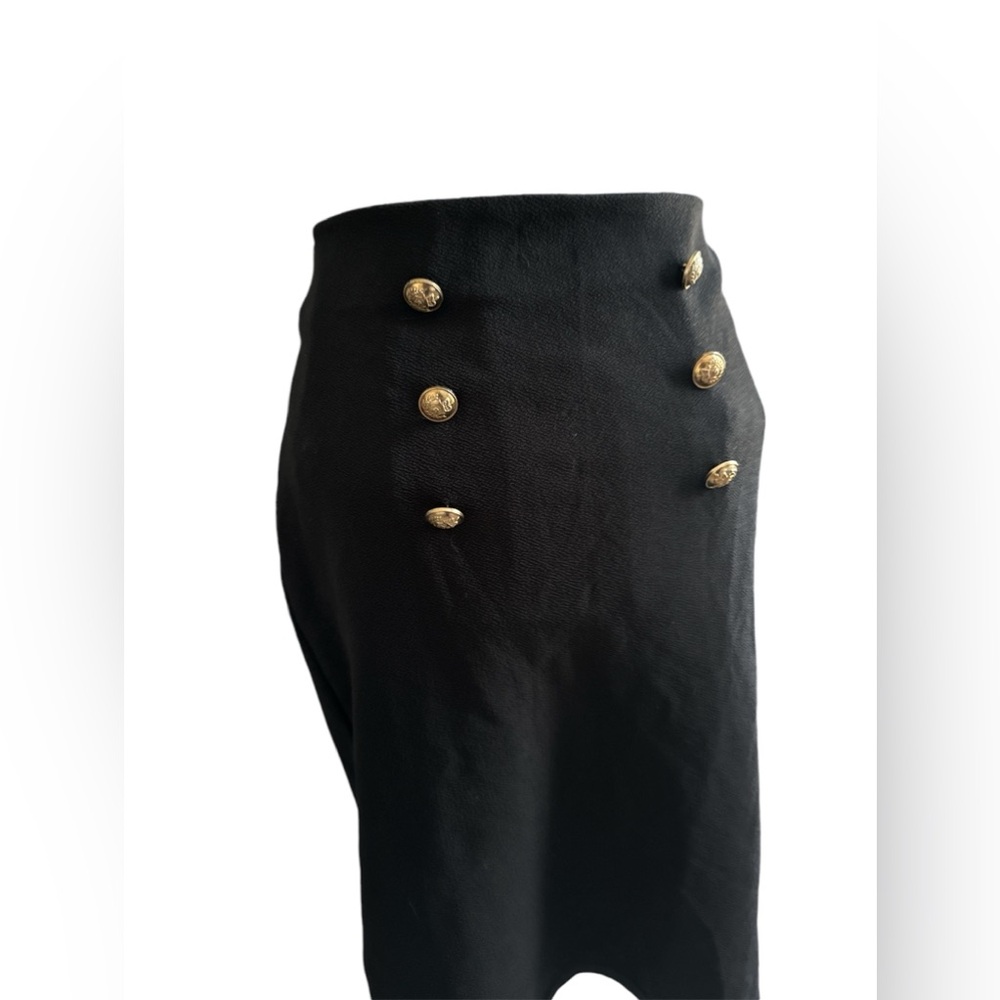 Pencil Skirt with Pretty Buttons